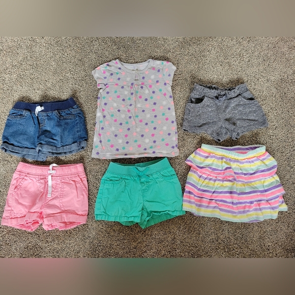 Girls size 2t clothes bundle (one 24 months skort) - Picture 1 of 3